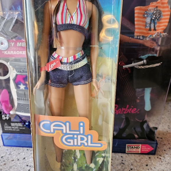 Barbie - Picture 2 of 3